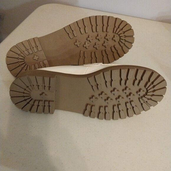 JF Flat Mule Slide Sz 10 Bright White Lug Sole Loafer Silver Buckle Bobbi Comfy - Picture 8 of 12